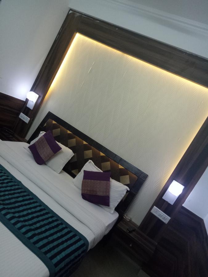 Hotel Perfect Palace New Delhi Exterior photo