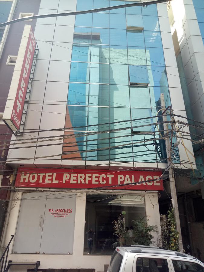 Hotel Perfect Palace New Delhi Exterior photo