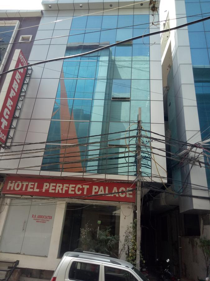 Hotel Perfect Palace New Delhi Exterior photo
